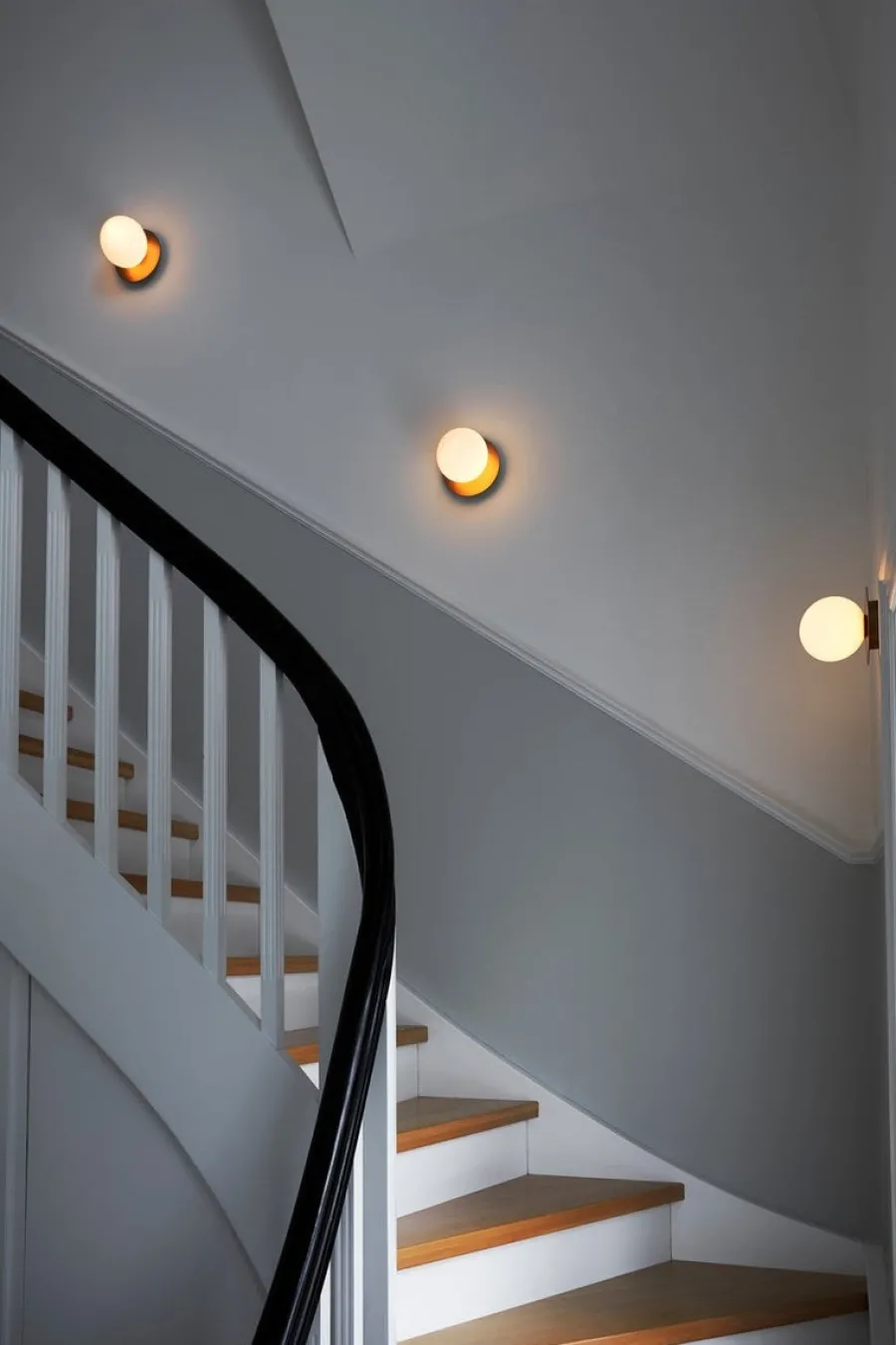 Discount Nuura Liila 1 vegglampe/taklampe - medium - nordic gold / opal Messing / Opal
