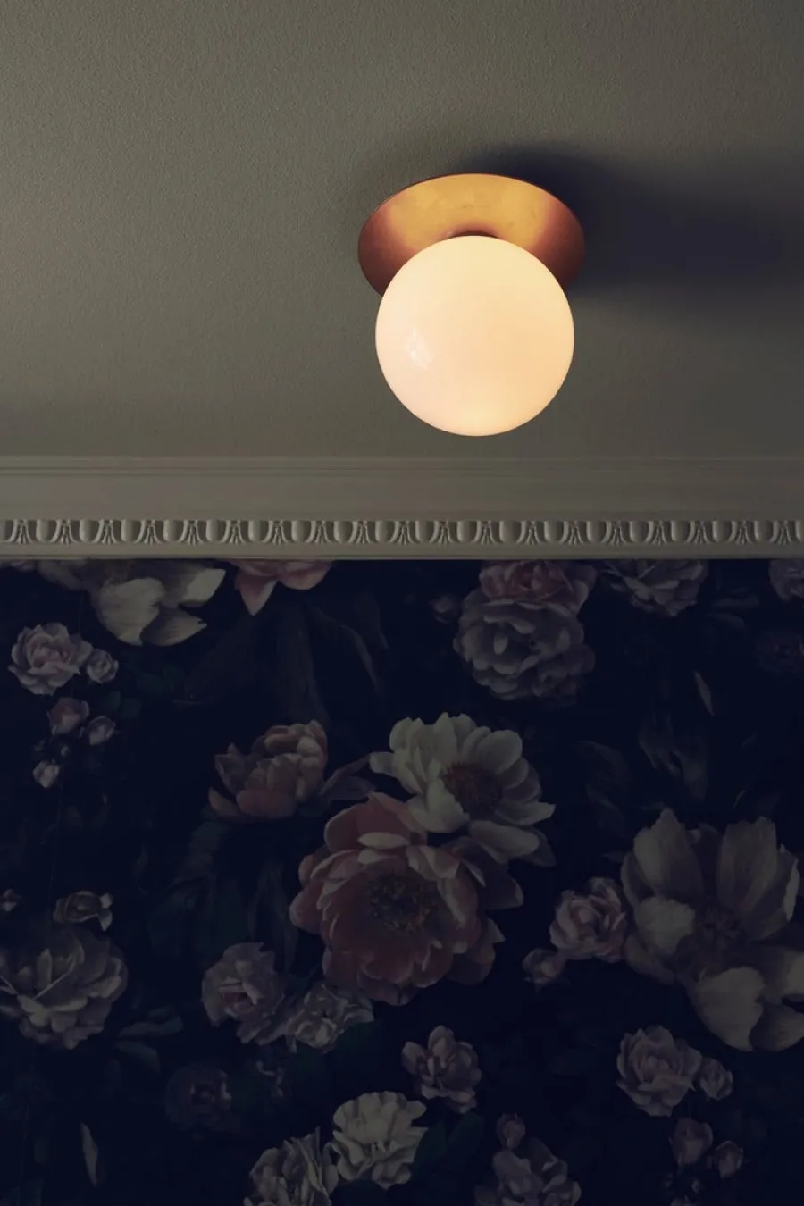 Discount Nuura Liila 1 vegglampe/taklampe - medium - nordic gold / opal Messing / Opal