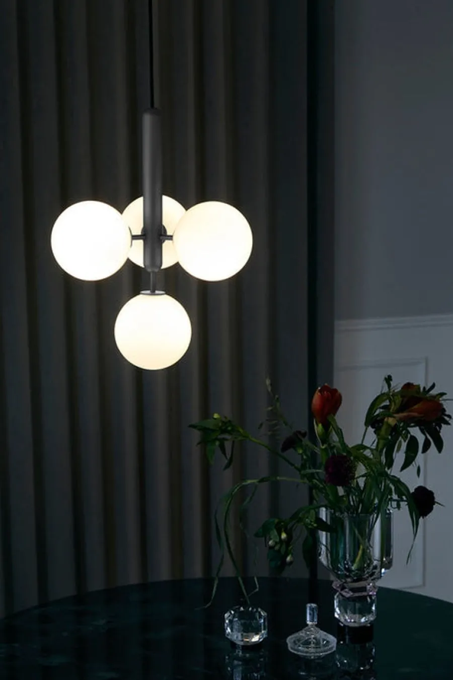 Clearance Nuura Miira 4 svart/opal Svart / Opal