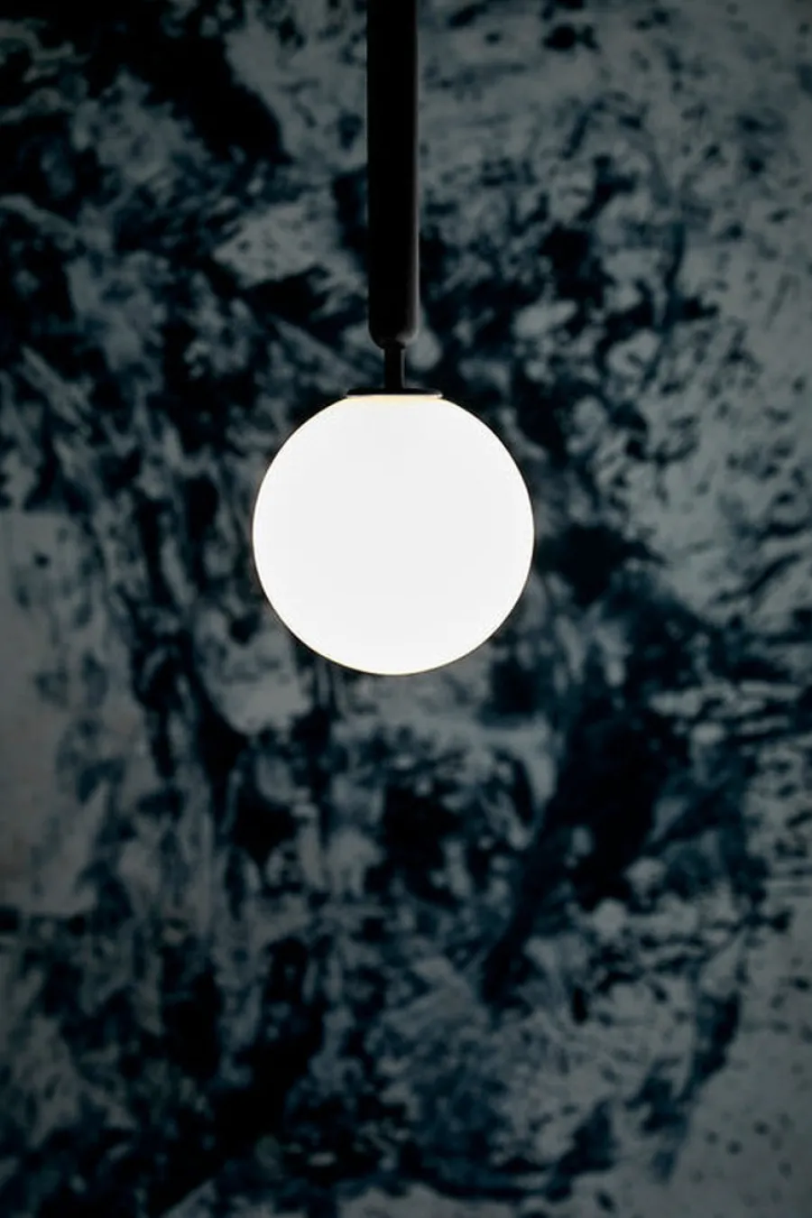 Discount Nuura Miira 1 svart/opal Svart / Opal
