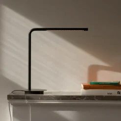 New Umage Omni bordlampe