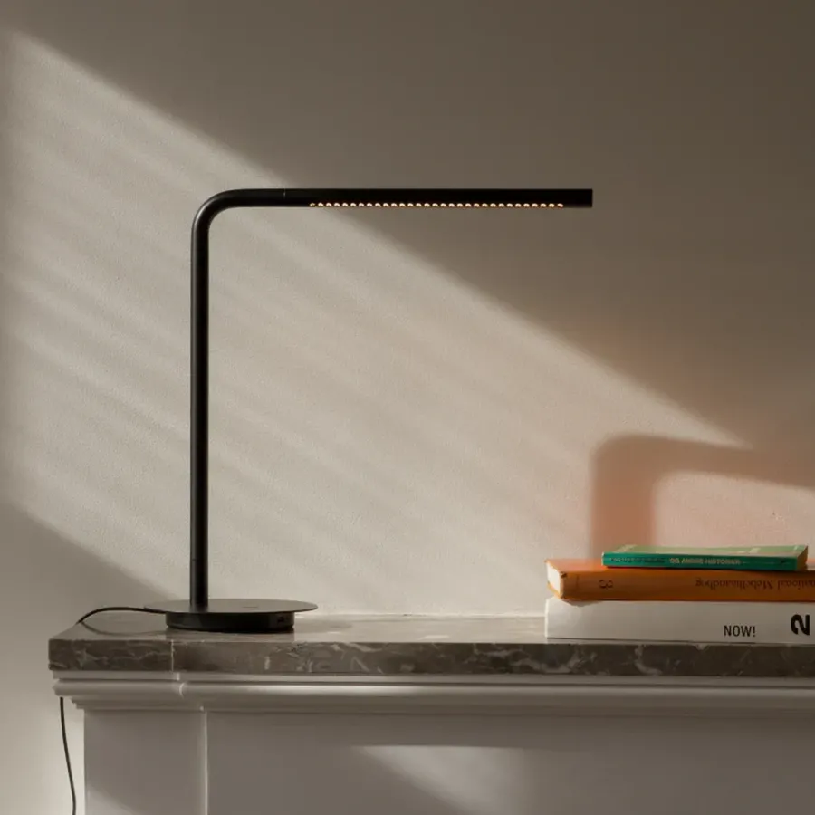 New Umage Omni bordlampe