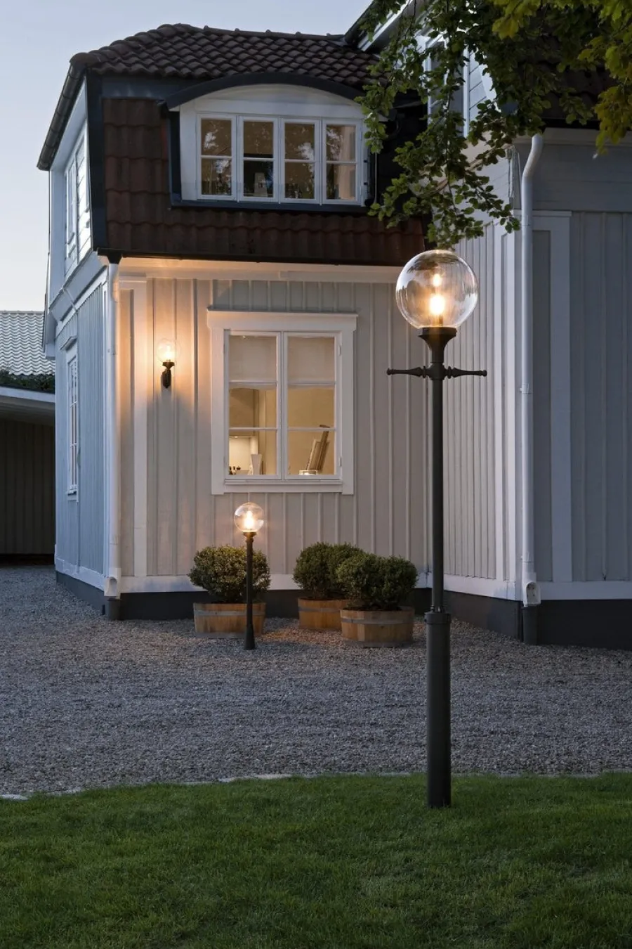 Konstsmide Orion stolpe 118cm - Svart