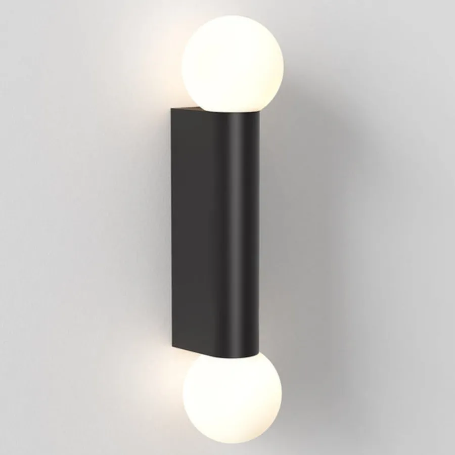 Discount Astro Lighting Ortona Twin vegglampe IP44 Krom / Opal