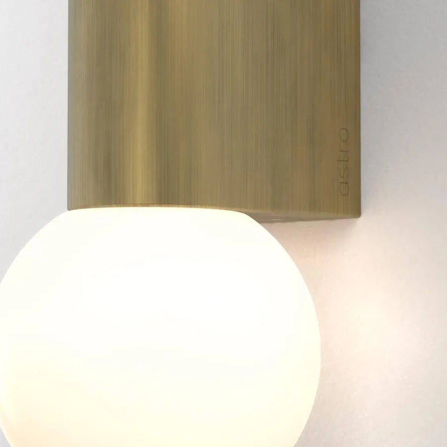 Discount Astro Lighting Ortona Twin vegglampe IP44 Krom / Opal