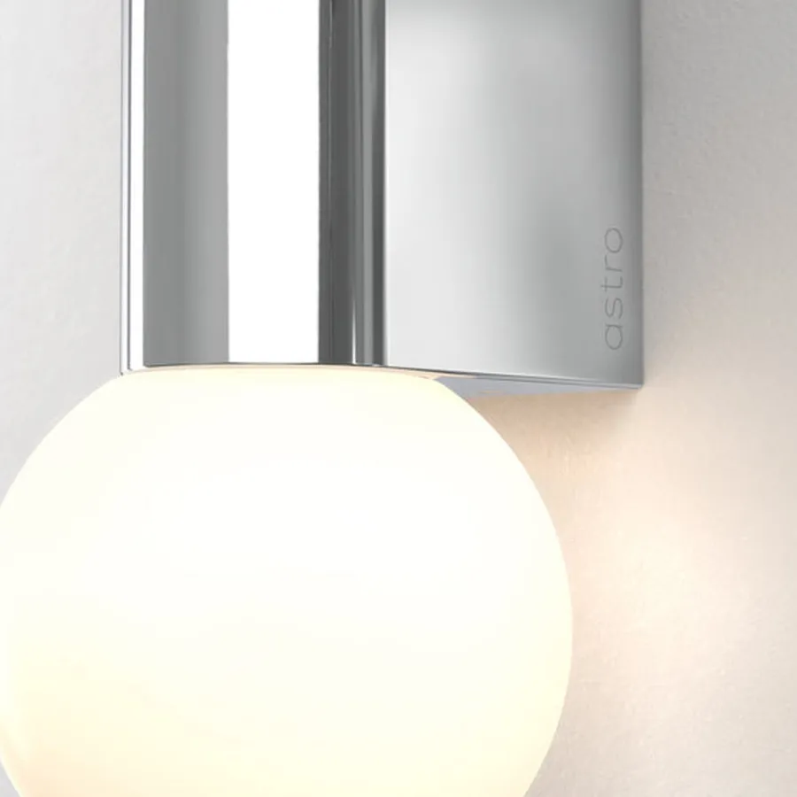 Discount Astro Lighting Ortona Twin vegglampe IP44 Krom / Opal