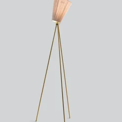 Clearance Northern Oslo Wood gulvlampe gull med skjerm