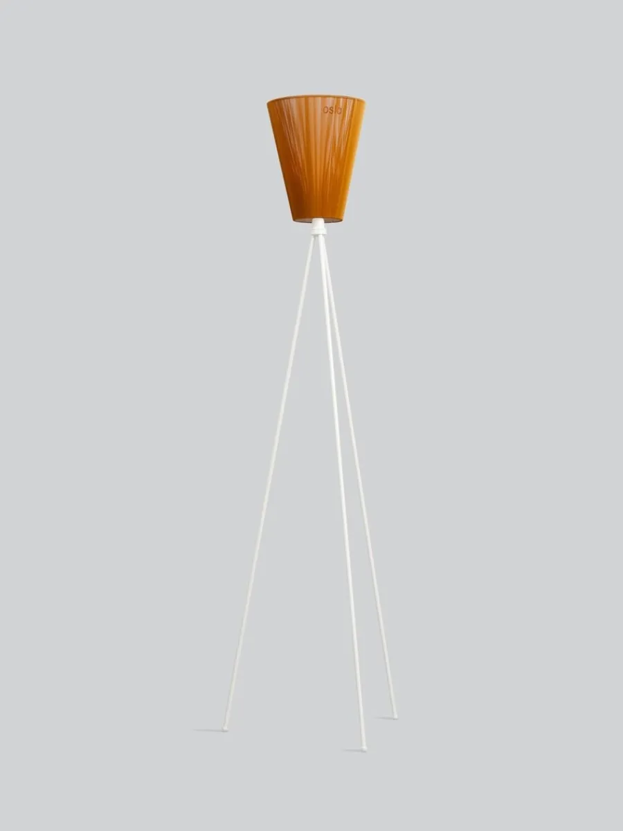 Best Northern Oslo Wood gulvlampe hvit med skjerm