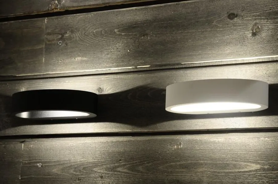 New NorDesign Ovali vegglampe LED - Hvit