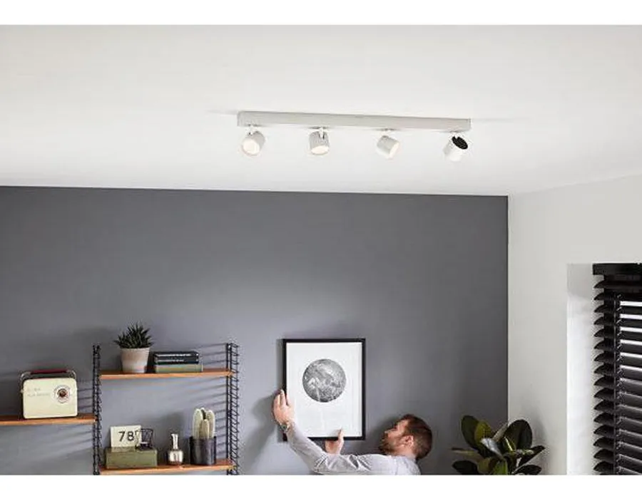 New Philips Star Warmglow 4 LED-spot dimbar - Hvit