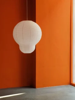 Clearance Normann Copenhagen Puff pendel, bulb Hvit