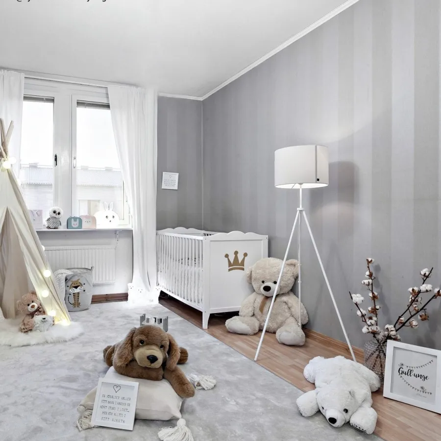 Online By Rydens Rina gulvlampe Svart
