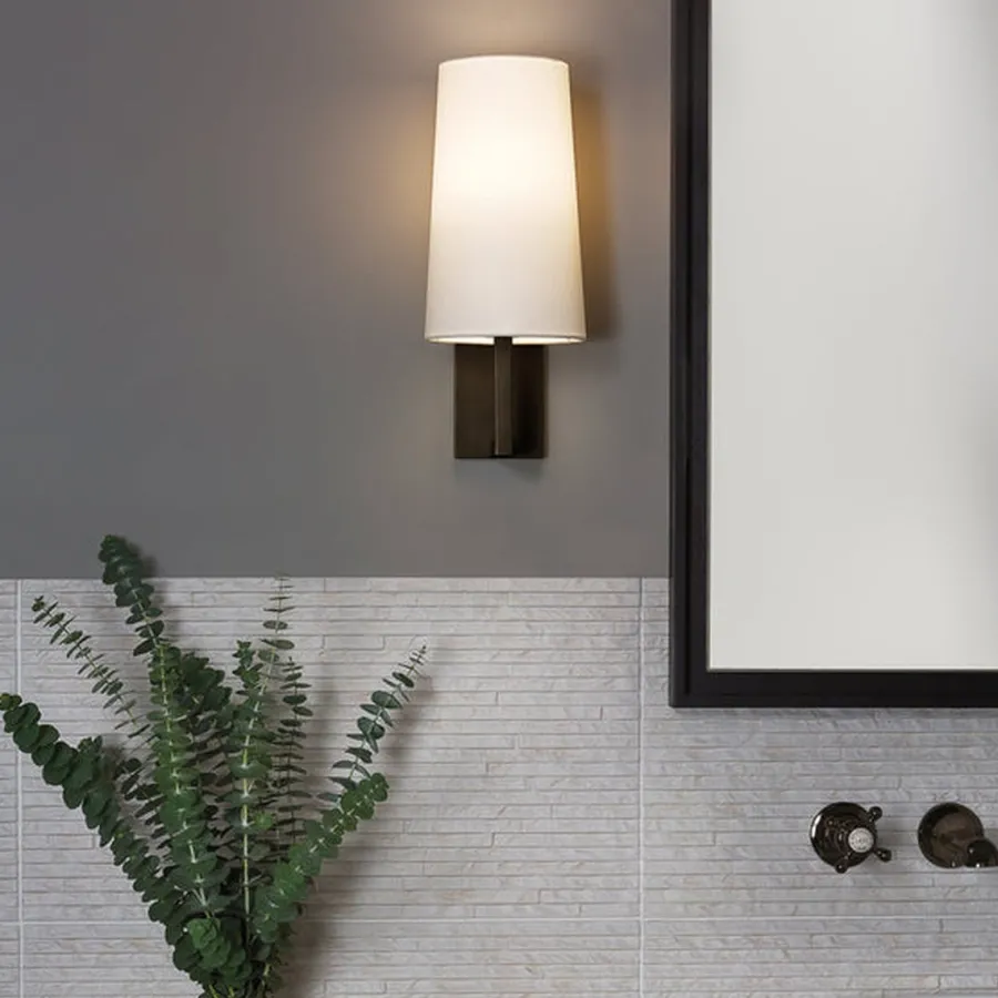 Online Astro Lighting Riva 350 vegglampe baderom IP44 med glass skjerm