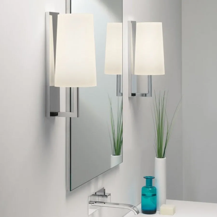 Online Astro Lighting Riva 350 vegglampe baderom IP44 med glass skjerm