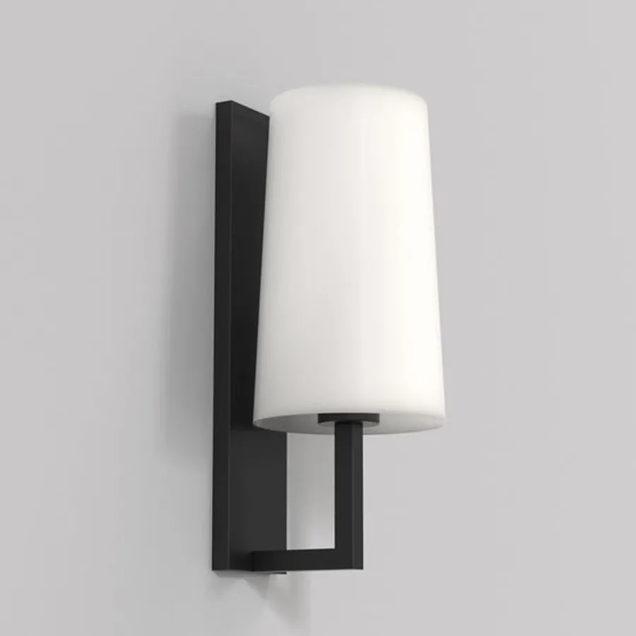 Online Astro Lighting Riva 350 vegglampe baderom IP44 med glass skjerm