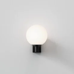 Outlet Astro Lighting Sagara Vegglampe IP44 Svart
