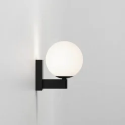 Outlet Astro Lighting Sagara Vegglampe IP44 Svart