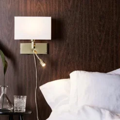 Best Marksløjd Savoy vegglampe - - Messing
