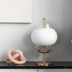 Discount Design by Us Shahin bordlampe Messing / Opal
