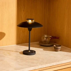 New Halo Designs Stepp 1-2-3 bordlampe oppladbar IP54