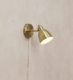 Sale Marksløjd Story vegglampe