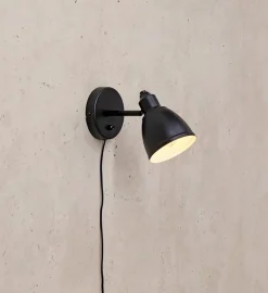 Sale Marksløjd Story vegglampe