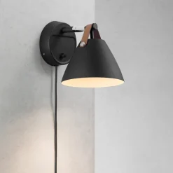 Clearance DFTP Strap vegglampe - Svart