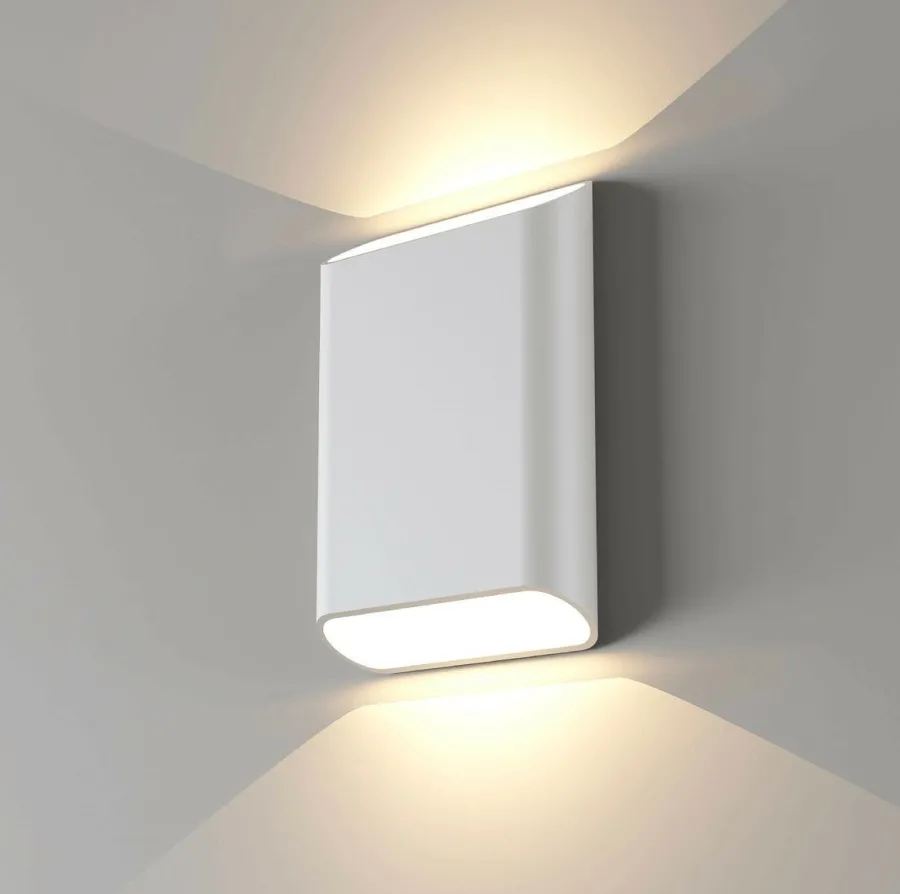 Outlet NorDesign Trem K2 vegglampe 2 x 6W 3000 Kelvin - Dimbar Svart