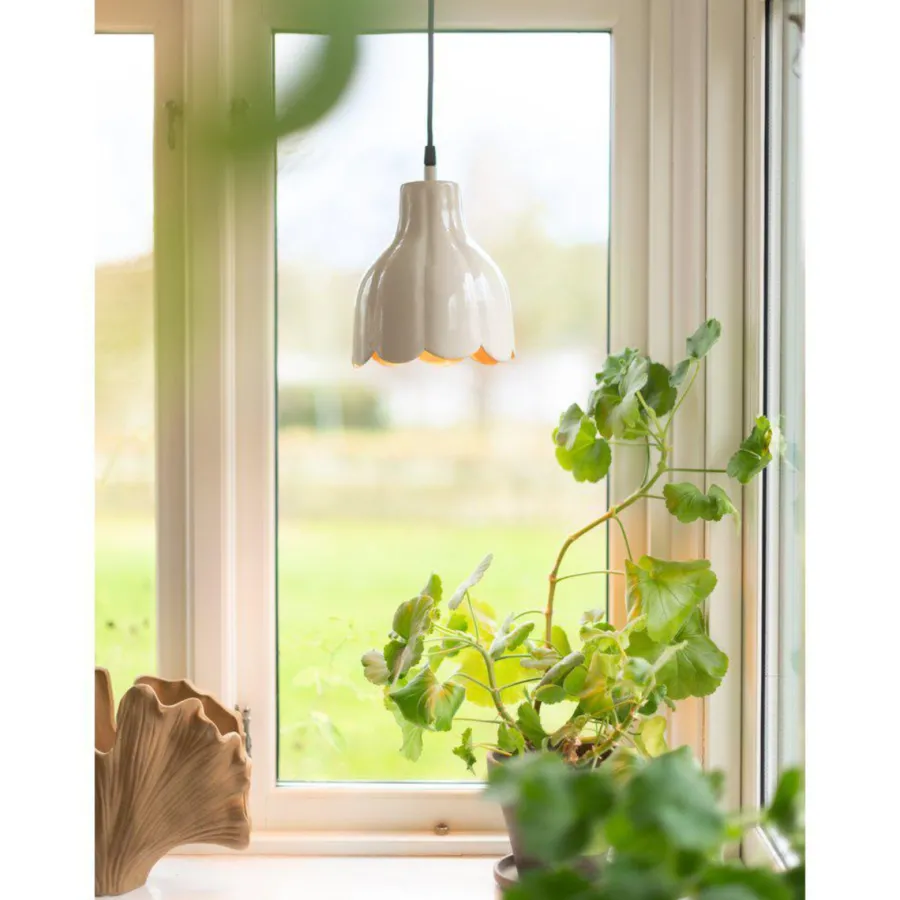 Outlet Pr home of Scandinavia Ab Tulippa tak/vinduspendel - Beige
