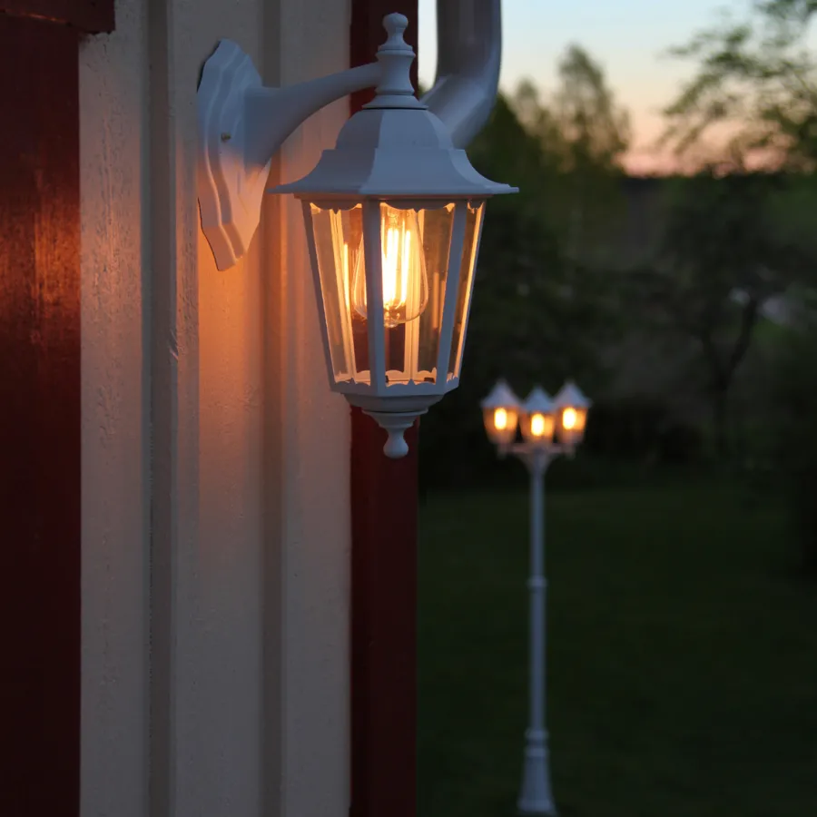 New Ms - belysning 3,5W LED med sensor 2100K - E27 Hvit