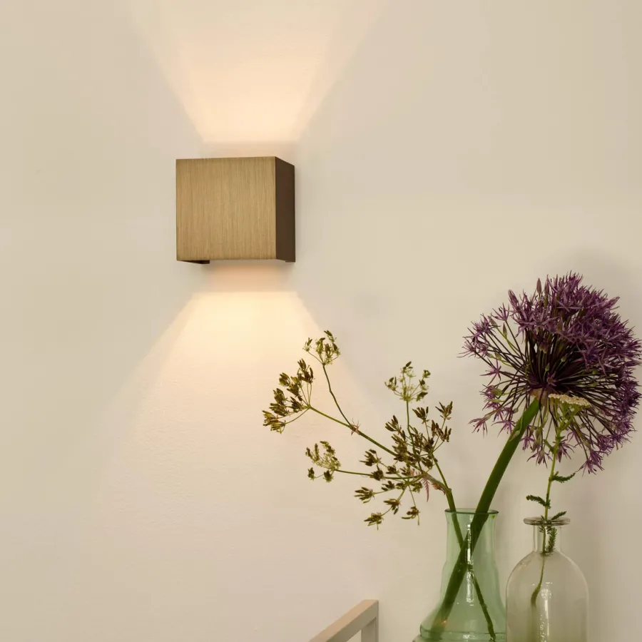 Sale Lucide Xio square vegglampe opp/ned